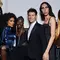 MUGLER ASSISTE AU GALA DE BIENFAISANCE ORGANISÉ PAR BABETH DJIAN